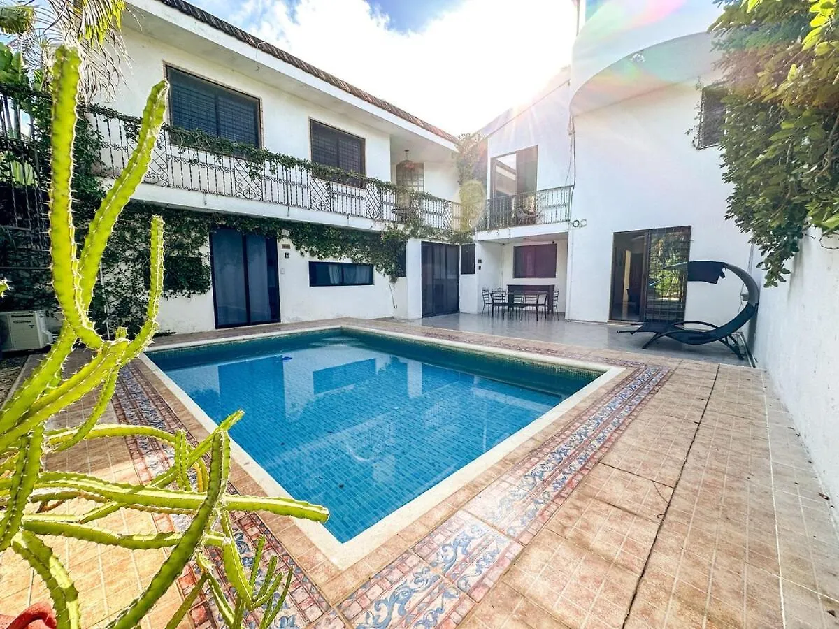Loft Alexandria Comodo Alojamiento Con Piscina メリダ 0*,  メキシコ